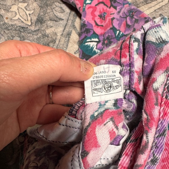 VINTAGE 90s Lee Kids Floral Overalls size 2T made in USA - Pink and Purple - Picture 7 of 10